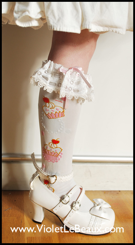 How To Make Lolita Lace Sock Toppers - Violet LeBeaux - Tales of an Ingenue